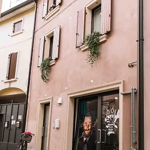 Gomes Comfort House , Valeggio sul Mincio Italia
